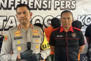Pengendara Ganti Pelat Merah Jadi Putih di Puncak Bogor, Polisi Tangkap dan Beri Peringatan