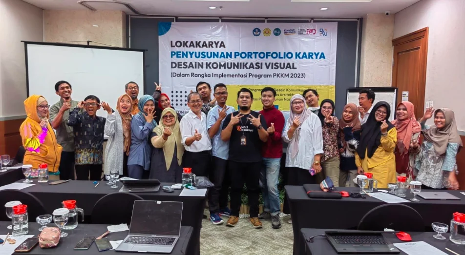 Peningkatan Visual dan Multimedia dalam Portofolio