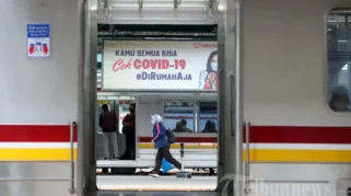 Penurunan Penumpang KRL hingga 27% pada Hari Jumat Akibat WFH ASN