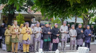 Persiapan Gandrung Sewu 2026 Dimulai, Tim Kreatif Ziarah Makam Leluhur dan Angkat Tema Kembang Dermo