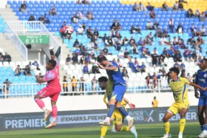 Persib vs Arema: Maung Bandung Dikejar Borneo FC, Selisih 2 Poin Jadi Taruhan