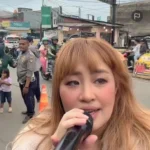 Pinkan Mambo Raup Rp 26 Juta per Siaran Live TikTok di Pinggir Jalan