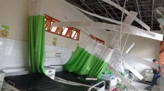 Plafon Ruang Bedah RSUD Pandeglang Ambruk, Menimpa Pasien