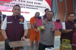 Polisi Bongkar Oplosan Gas Elpiji, Pelaku Raup Rp 2,7 Miliar; Penyebab Gas Motor Tidak Responsif Diulas
