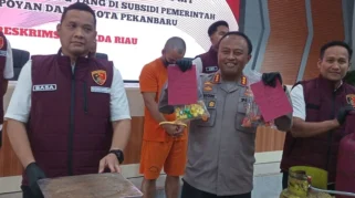Polisi Bongkar Oplosan Gas Elpiji, Pelaku Raup Rp 2,7 Miliar; Penyebab Gas Motor Tidak Responsif Diulas