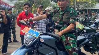 Prabowo Desak Gubernur dan TNI Beli Mobil Listrik Buatan Dalam Negeri