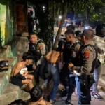 Pria Asal Inggris Ditangkap Polisi Setelah Mengamuk Bawa Senjata Tajam di Shelter Kucing Ciputat