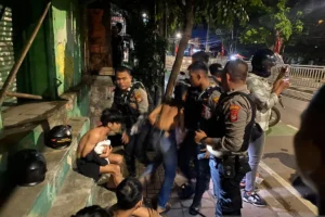 Pria Asal Inggris Ditangkap Polisi Setelah Mengamuk Bawa Senjata Tajam di Shelter Kucing Ciputat