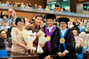 Prof. Dwi Cahyono Resmi Dikukuhkan Sebagai Guru Besar Akuntansi Keperilakuan di Unmuh Jember