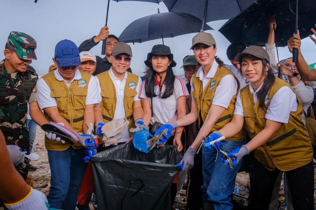 Program Kebersihan Komunitas dan Wisatawan