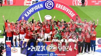 PSV Eindhoven Pertahankan Gelar Juara Eredivisie 2025/2026