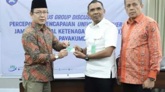 PUDAM Banyuwangi Tanggung Iuran BPJS Kesehatan untuk 250 Pekerja Rentan Lewat Program CSR