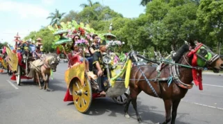 Puter Kayun: Tradisi Napak Tilas Kuda Delman di Bulan Syawal Banyuwangi