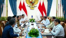 Rapat Kabinet Empat Jam di Istana Bahas Gambaran Ekonomi RI