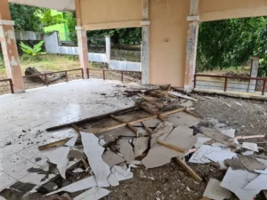 Ratusan Rumah Rusak Akibat Gempa Magnitudo 7,6 di Maluku Utara, Ratusan Warga Mengungsi