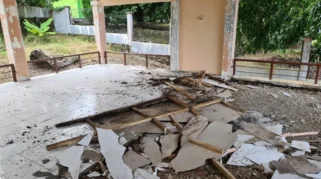 Ratusan Rumah Rusak Akibat Gempa Magnitudo 7,6 di Maluku Utara, Ratusan Warga Mengungsi