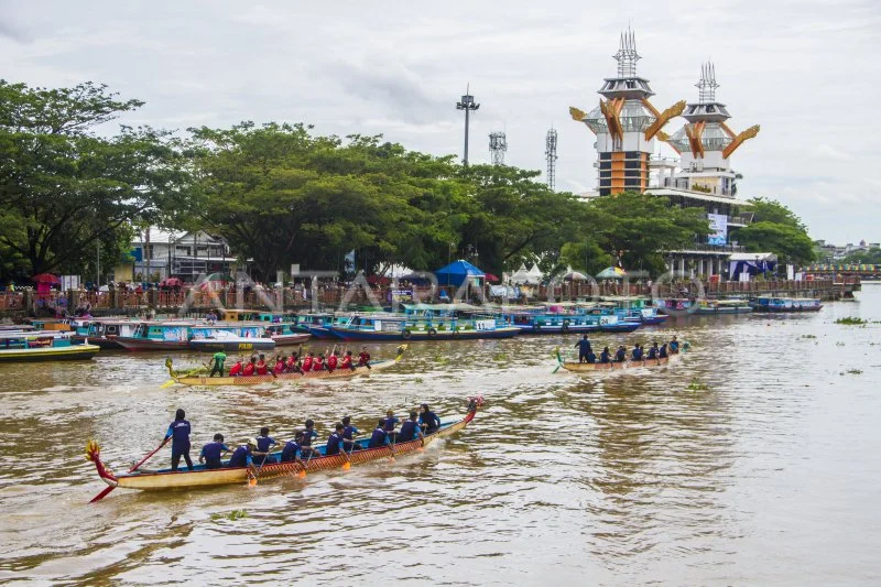 Rencana Perjalanan 1 Hari dengan Perahu Tradisional
