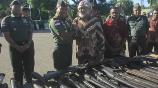 Rombongan Gus Dur Diberondong Senapan di Timor Leste, 2000