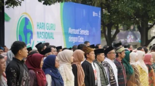 Sanusi Tegaskan Guru Sebagai Pilar Utama Pembangunan SDM pada Halalbihalal PGRI Gondanglegi