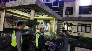 Satlantas Polres Situbondo Gelar Sosialisasi Bahaya Motor Listrik di Sekolah