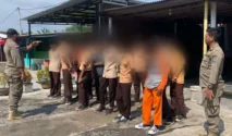 Satpol PP Banyuwangi Tertangkap Dua Pelajar Bolos Sekolah di Kawasan Pesisir