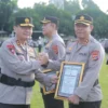 Sebanyak 59 Personel dan Masyarakat Dapat Penghargaan dari Polri di Situbondo