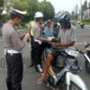 Sejumlah Pengendara Terjaring Razia Lalu Lintas di Situbondo