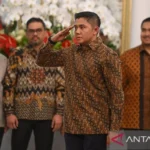 Sekretaris Kabinet Teddy Sentil Sebut Fenomena ‘Inflasi Pengamat’ di Tengah Klaim 96 Juta Pendukung Prabowo