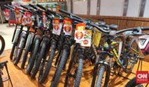 Sepeda Diskon Rp1 Juta di Transmart Full Day Sale