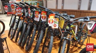 Sepeda Diskon Rp1 Juta di Transmart Full Day Sale