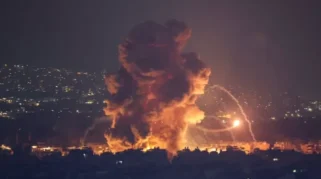 Serangan Udara Gabungan AS-Israel Hantam Gudang Senjata di Isfahan, Ledakan Besar Picu Kebakaran Hebat