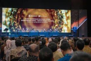 Seskab Teddy Soroti Fenomena "Inflasi Pengamat", Tekankan Pentingnya Opini Berbasis Data