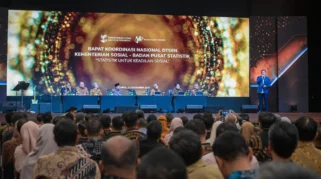 Seskab Teddy Soroti Fenomena "Inflasi Pengamat", Tekankan Pentingnya Opini Berbasis Data