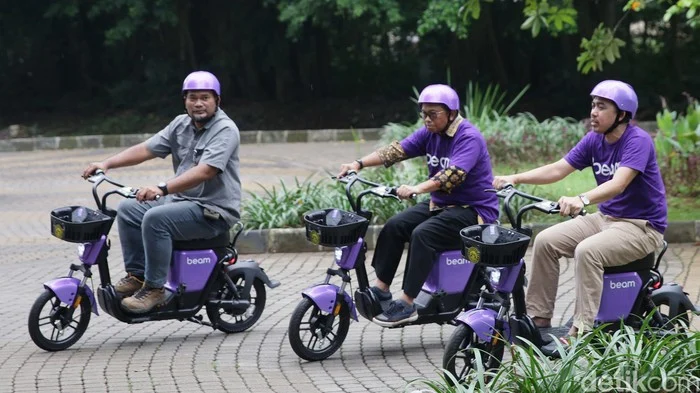 Sewa Sepeda Listrik dan Skuter untuk Mobilitas Mikro