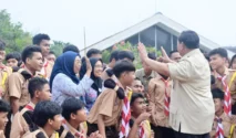 Siswa SMK Kunjungi Istana: Menelusuri Jejak Kerja Presiden Prabowo Subianto