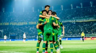 Super League: Persija Jakarta Tiga Gol Mengalahkan Persebaya, Naik ke Posisi Tiga Klasemen