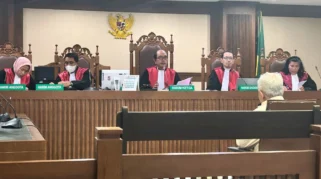 Tiga Terdakwa Kasus Korupsi Satelit Orbit 123 Didakwa Rugikan Negara Rp 306 Miliar