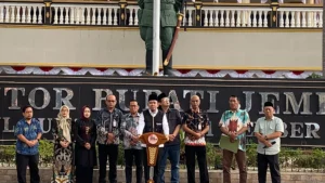 Tinjau Progres Foodstreet Jalan Kartini Jember, Gus Fawait Pastikan Rampung Akhir Tahun