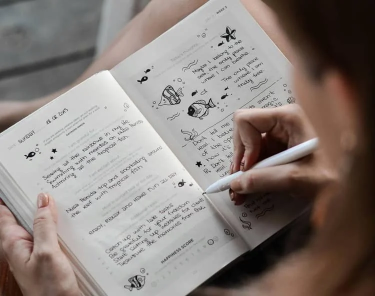 Tips Membuat Kebiasaan Journaling Menjadi Konsisten