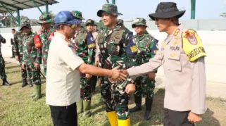 Tito Karnavian Janjikan Percepatan Penanganan Pengungsi di Aceh Tamiang