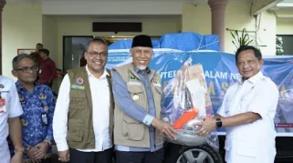 Tito Karnavian Serahkan Bantuan dan Rencanakan Pembangunan Hunian Tetap bagi Penyintas Bencana di Aceh Tamiang