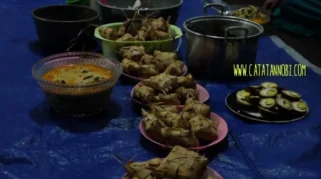 Tradisi Makan Ketupat di Boyolangu Banyuwangi Digelar Setiap 7 Syawal
