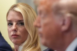 Trump Pecat Jaksa Agung Pam Bondi, Motif Kinerja dan Kontroversi Dokumen Epstein