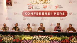 Vid​io Sean McVay Sindir Media Setelah Pertanyaan tentang Sikap pada Konferensi Pers Ty Simpson