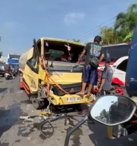 VinFast Terlibat Kecelakaan Kereta di Bekasi Timur dan Siapkan Peluncuran eScooter di Indonesia