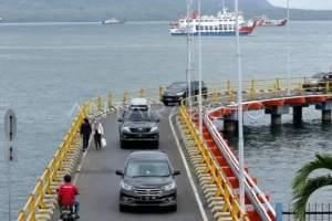 Wakapolda Jatim Pantau Arus Balik Kendaraan di Pelabuhan Ketapang, Banyuwangi