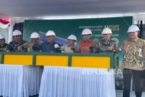 Wamen Fajar: Siswa Mu’allimin Muhammadiyah Lombok Harus Siap Bersaing di Panggung Dunia