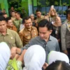 Wapres Gibran Tiba di Manado, Tinjau Lokasi Terdampak Gempa dan Program MBG