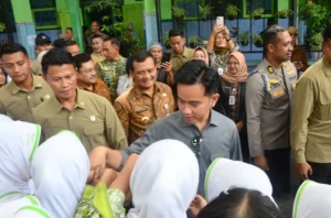 Wapres Gibran Tiba di Manado, Tinjau Lokasi Terdampak Gempa dan Program MBG