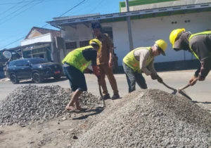 Warga Biser Minta Penempatan Bidan dan Perbaikan Jalan di Dusun Biser, Bondowoso